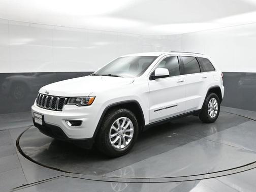 2022 Jeep Grand Cherokee Laredo