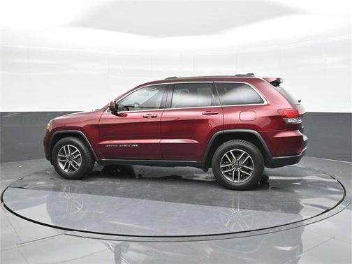 2020 Jeep Grand Cherokee Laredo