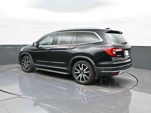 2019 Honda Pilot Touring 8-Passenger