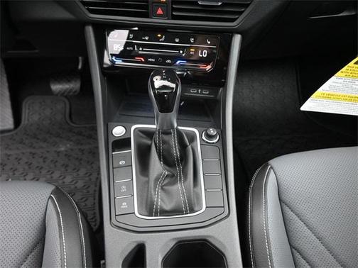 2025 Volkswagen Jetta 1.5T SEL