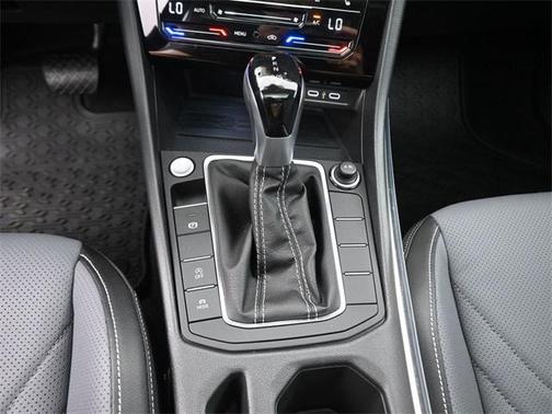 2025 Volkswagen Jetta 1.5T SEL