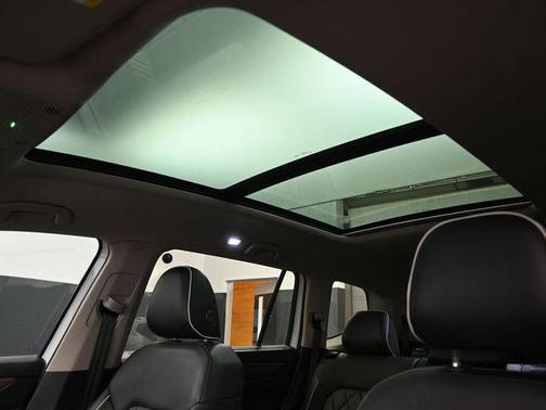 2024 Volkswagen Atlas 2.0T SEL Premium R-Line 4MOTION