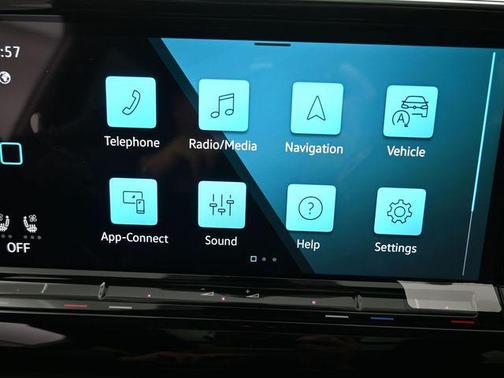 Pure Gray 2026 Volkswagen Atlas 2.0T SE w/Technology