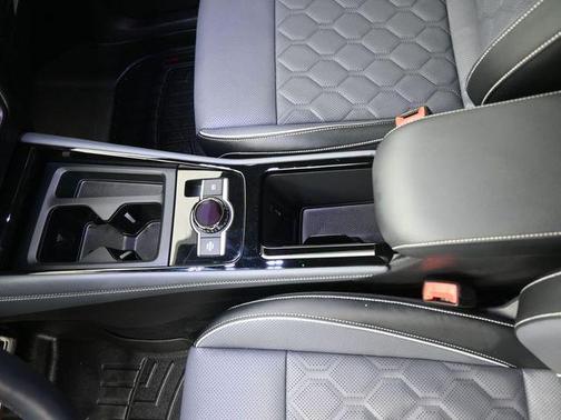 2026 Volkswagen Tiguan 2.0T SEL R-Line 4MOTION