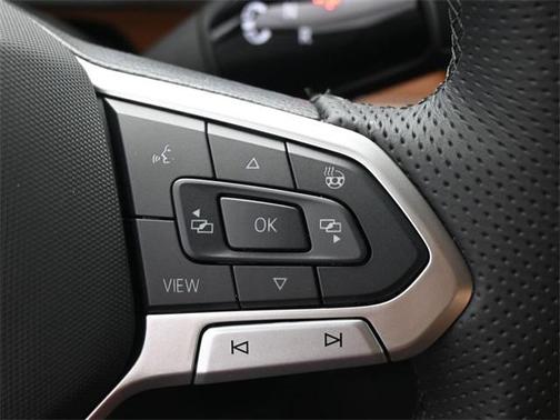 2026 Volkswagen Tiguan 2.0T SEL R-Line 4MOTION