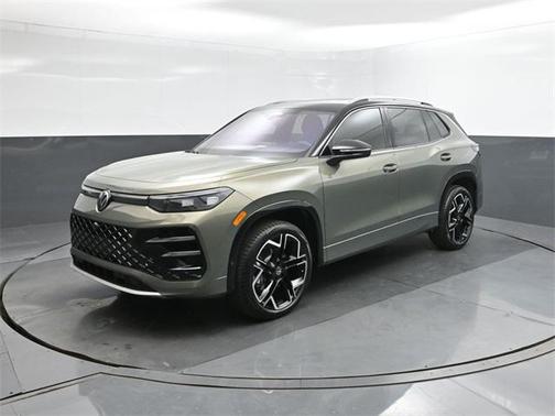 2026 Volkswagen Tiguan 2.0T SEL R-Line 4MOTION