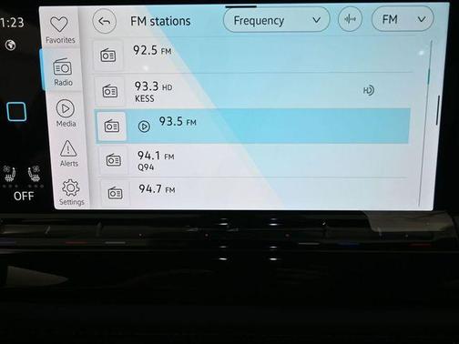 2026 Volkswagen Atlas Cross Sport 2.0T SEL Premium
