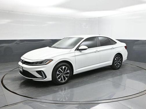 Opal White Pearl 2026 Volkswagen Jetta 1.4T S