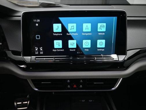 2025 Volkswagen Atlas Cross Sport 2.0T SEL Premium