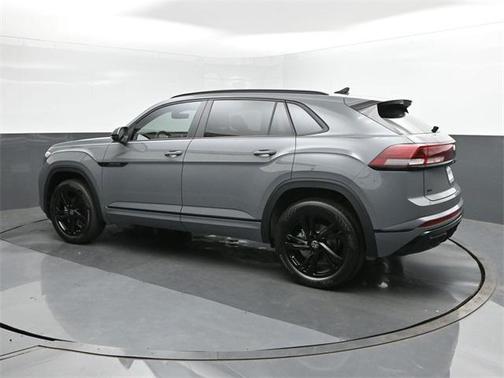 2025 Volkswagen Atlas Cross Sport 2.0T SEL