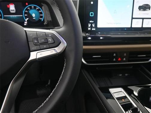 2025 Volkswagen Atlas Cross Sport 2.0T SE w/Technology