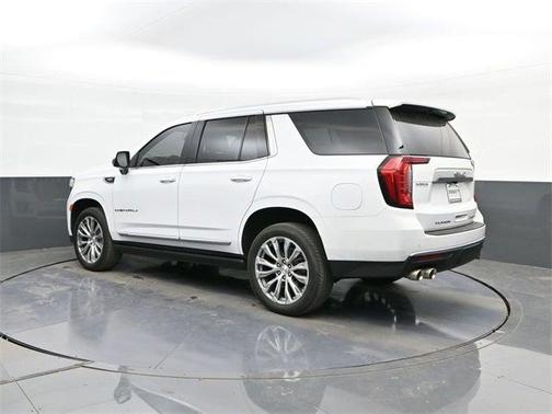 2024 GMC Yukon XL AT4