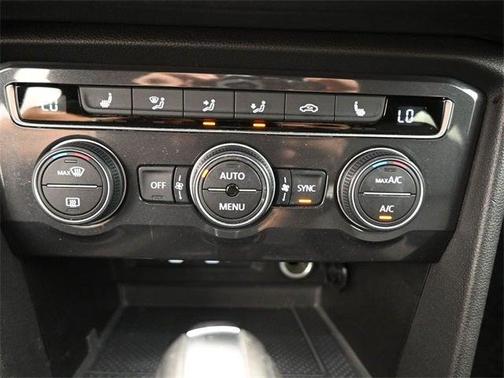 2021 Volkswagen Tiguan 2.0T SE R-Line Black