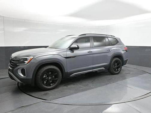 2026 Volkswagen Atlas Peak Edition