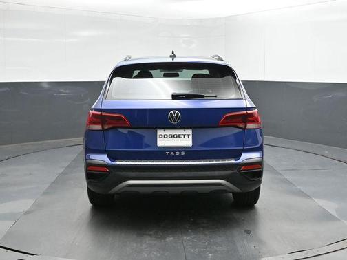 Dusk Blue Metallic 2022 Volkswagen Taos 1.5T S