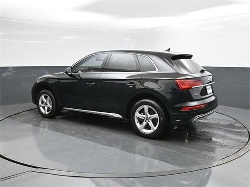 2024 Audi Q5 40 Premium
