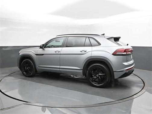 2025 Volkswagen Atlas Cross Sport 2.0T SEL
