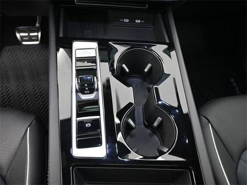 2025 Volkswagen Atlas Cross Sport 2.0T SEL Premium