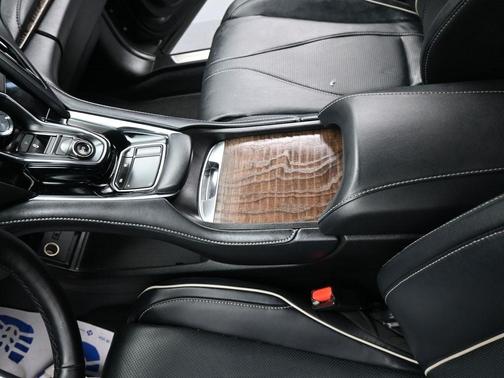 2019 Acura RDX Advance Package