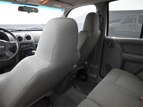 2005 Jeep Liberty Sport