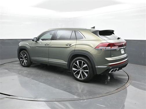 2025 Volkswagen Atlas Cross Sport 2.0T SEL Premium