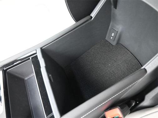 2025 Volkswagen Atlas Cross Sport 2.0T SEL Premium