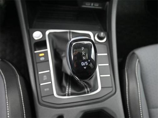 2026 Volkswagen Jetta 1.4T SE