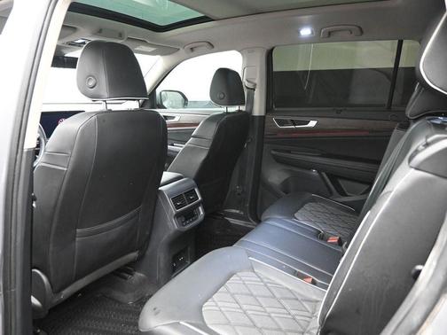 2024 Volkswagen Atlas 2.0T SEL Premium R-Line 4MOTION