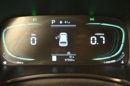 Fusion Black 2024 Kia Soul LX