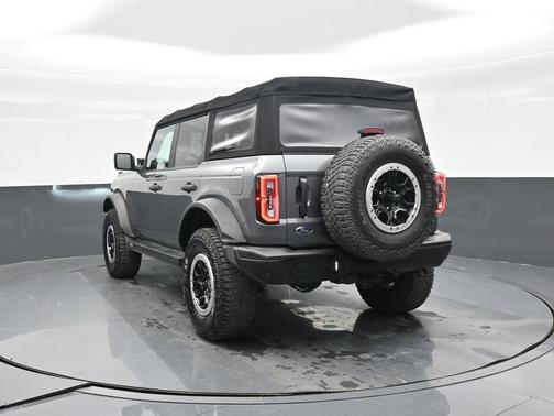 2021 Ford Bronco Badlands