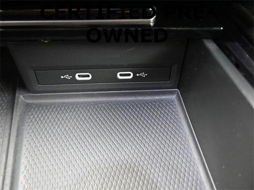 2024 Volkswagen Atlas 2.0T SE w/Technology 4MOTION