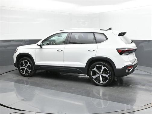 2025 Volkswagen Taos 1.5T SEL