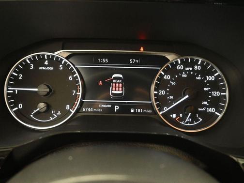 2025 Nissan Pathfinder SL FWD