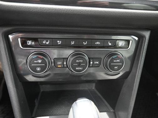 2021 Volkswagen Tiguan 2.0T SEL