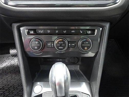 2021 Volkswagen Tiguan 2.0T SEL