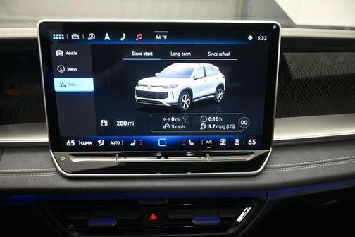 Deep Black Pearl 2025 Volkswagen Tiguan 2.0T SE R-Line Black 4MOTION