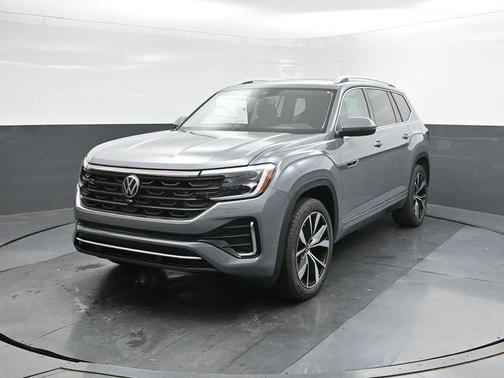 Pure Gray 2026 Volkswagen Atlas 2.0T SEL Premium R-Line 4MOTION