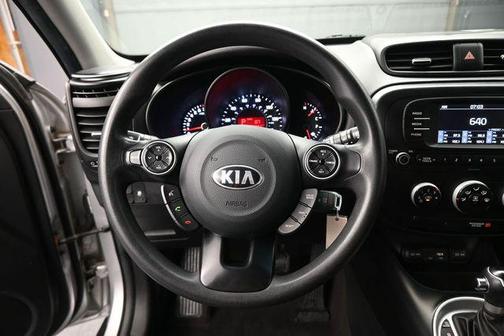 Bright Silver 2018 Kia Soul Base