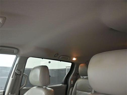 2020 Toyota Sienna LE