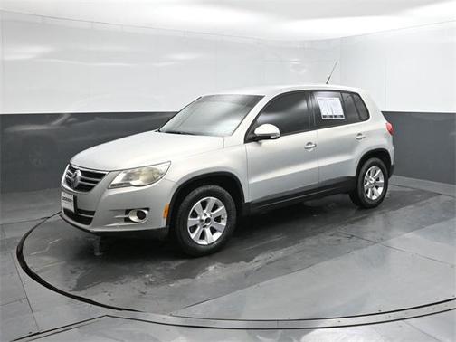 2009 Volkswagen Tiguan Base