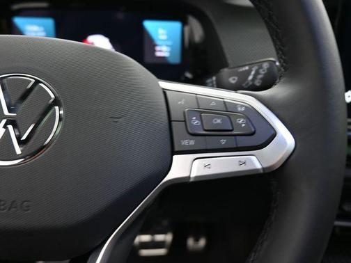 2026 Volkswagen Atlas Cross Sport 2.0T SEL Premium