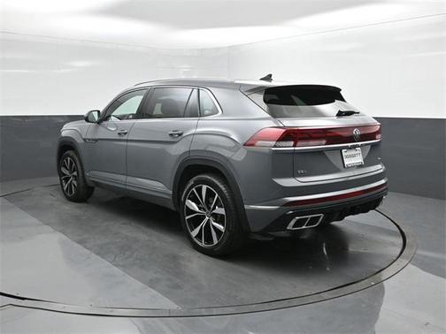 2026 Volkswagen Atlas Cross Sport 2.0T SEL Premium