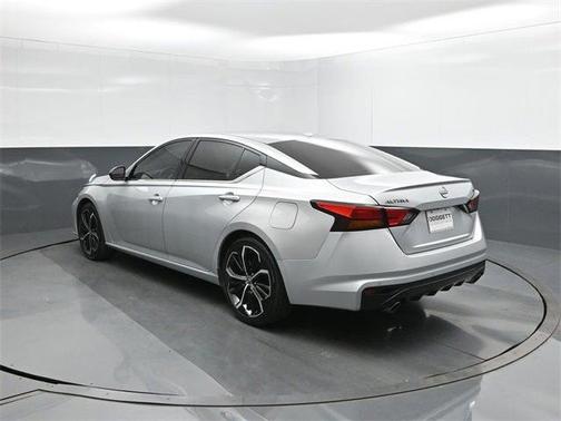 2023 Nissan Altima SR FWD