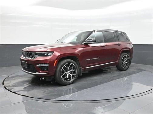 2022 Jeep Grand Cherokee Summit