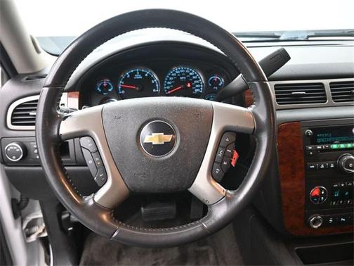 2011 Chevrolet Suburban 1500 LT