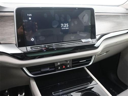2025 Volkswagen Atlas 2.0T SEL Premium R-Line 4MOTION