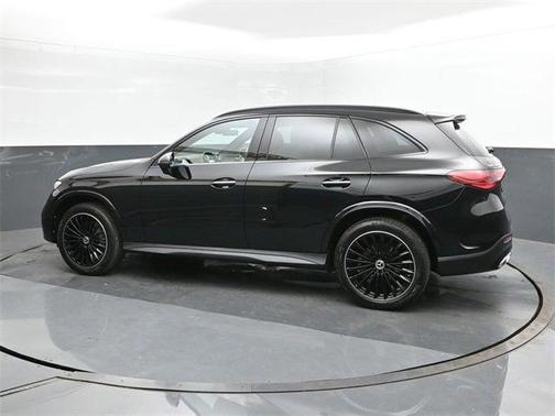 2025 Mercedes-Benz GLC 300 Base