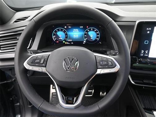 2025 Volkswagen Atlas Cross Sport 2.0T SEL