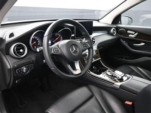 2016 Mercedes-Benz GLC 300 Base
