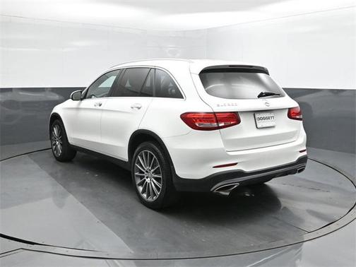 2016 Mercedes-Benz GLC 300 Base